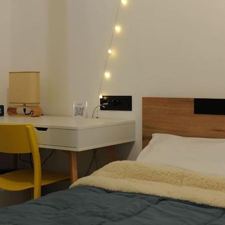 Apartmán Modern Urban Host With Private Courtyard Soluň Exteriér fotografie