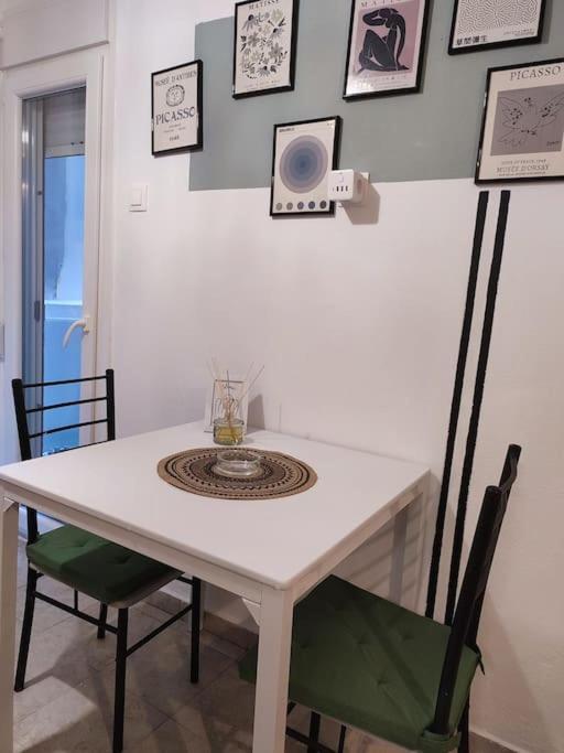 Apartmán Modern Urban Host With Private Courtyard Soluň Exteriér fotografie