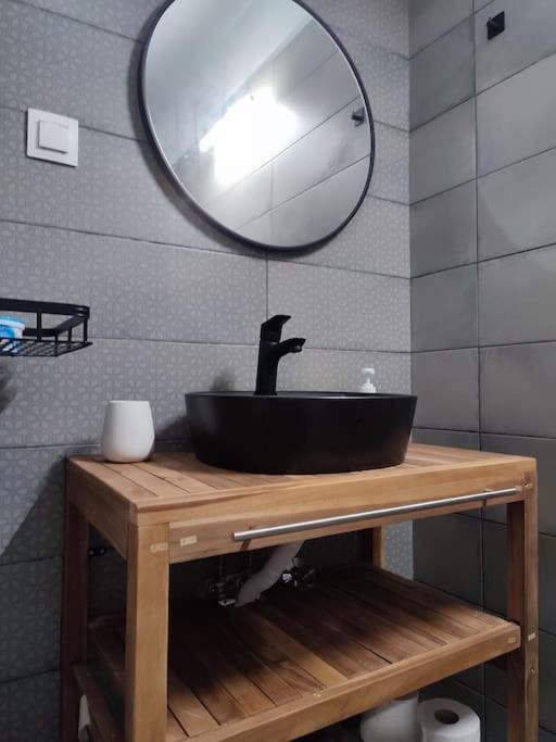 Apartmán Modern Urban Host With Private Courtyard Soluň Exteriér fotografie